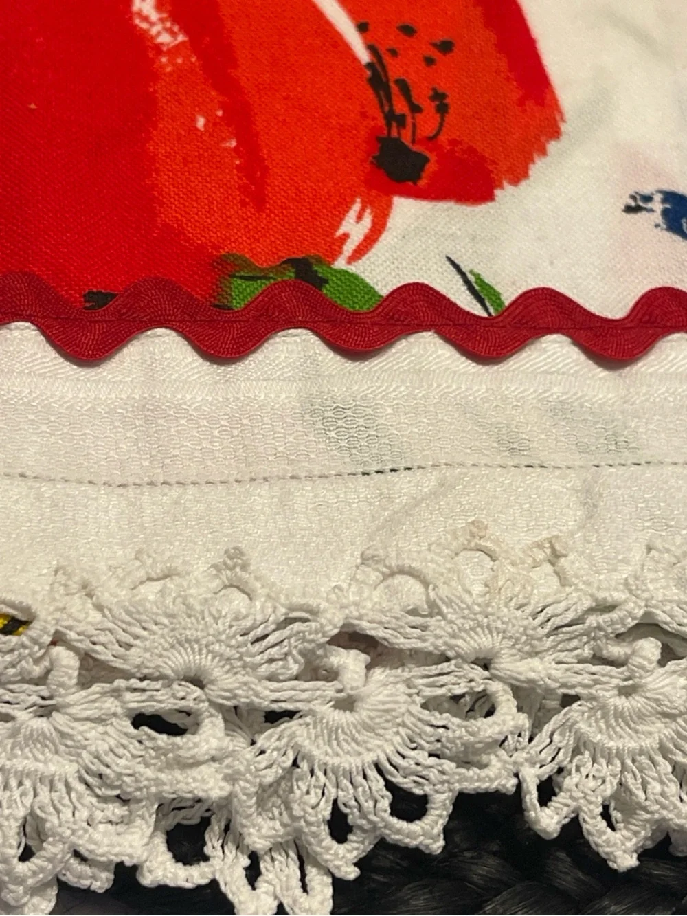 Vera Neumann Floral Red Yellow Cotton/Linen Kitchen Towel & Lace Trim 1960s